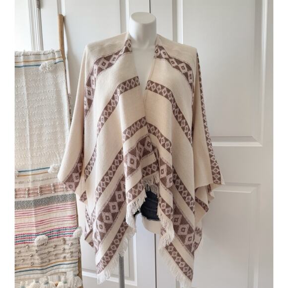 Maje Ivory Pink Geometric Print Fringed Shawl Poncho Wool Blend Women’s One Size - Picture 1 of 8
